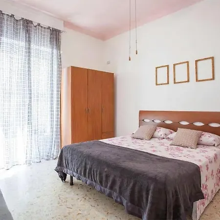 Pandora Bianca Bed & Breakfast